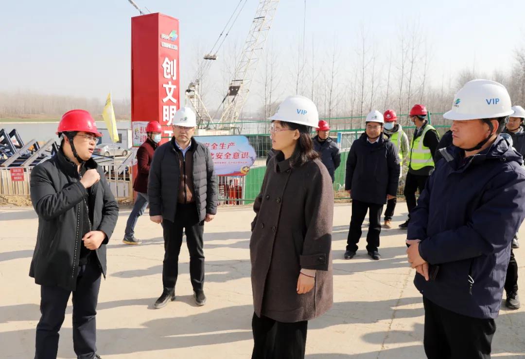 72b579c47f9cda32febc7f3000514c7c