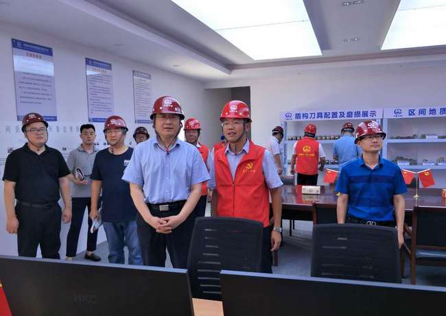 d8fb0001d7471f15b0d71ed5220de1f3 2.jpg